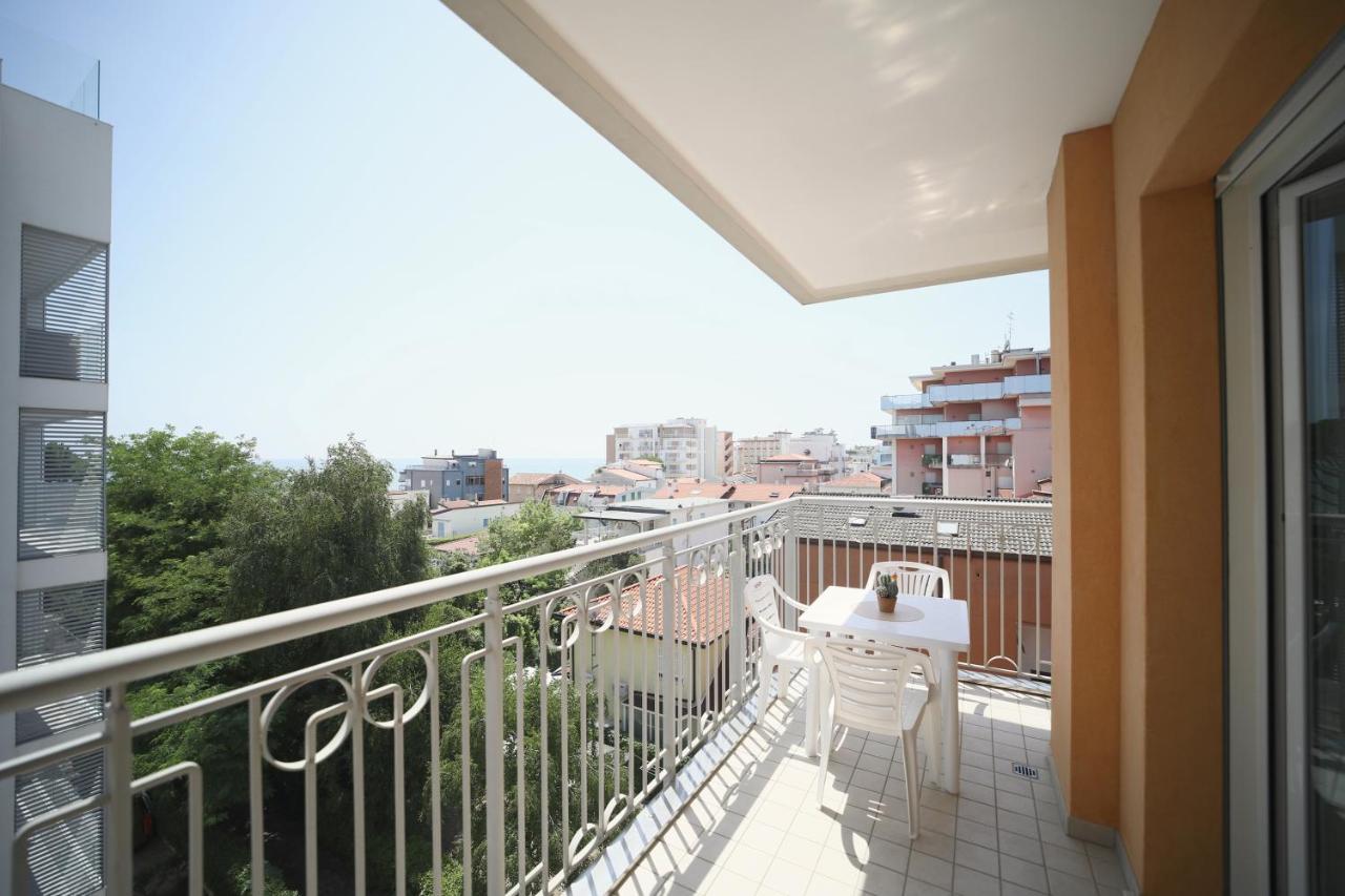 Residence Mariavittoria Lido di Jesolo Dış mekan fotoğraf