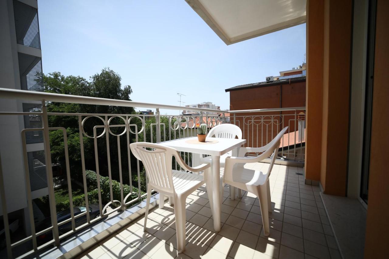 Residence Mariavittoria Lido di Jesolo Dış mekan fotoğraf